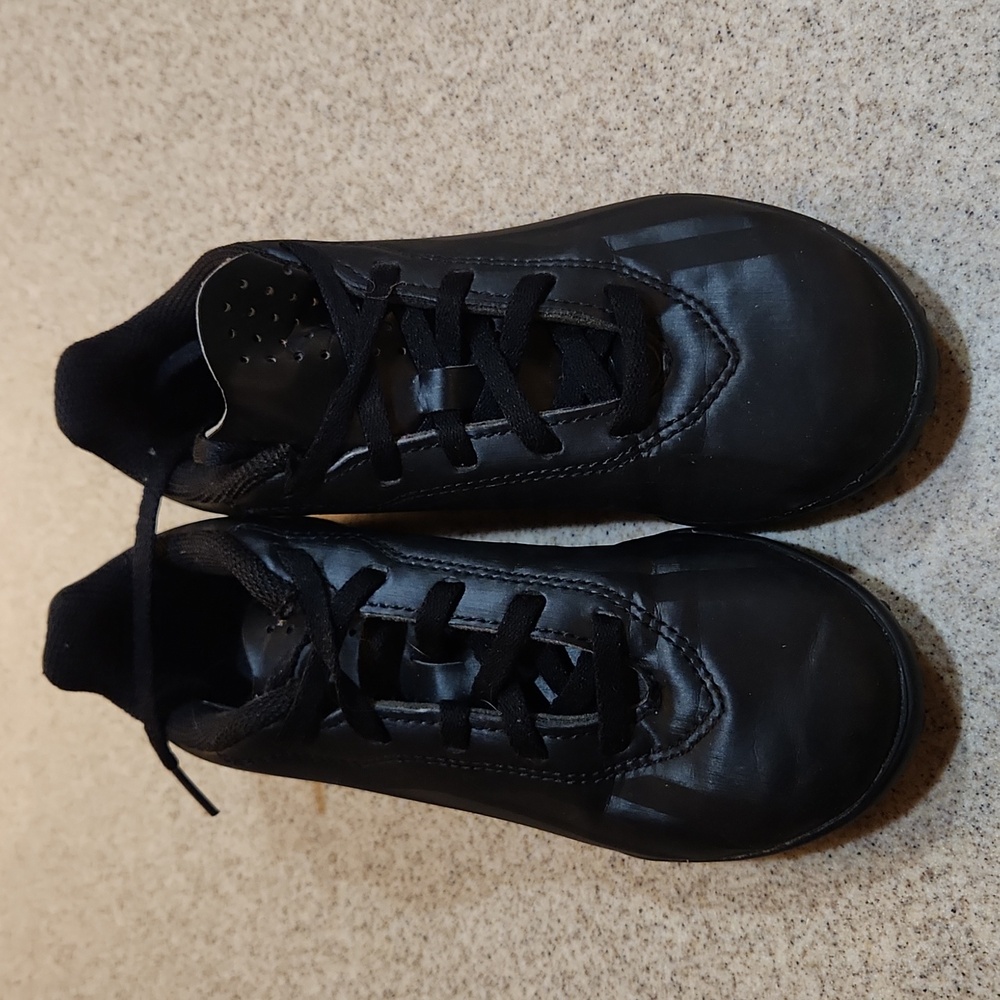 Adidas indoor soccer/turf cleats